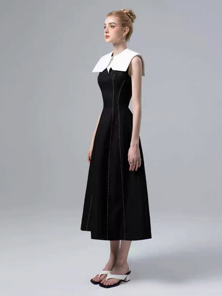 Sleeless Contrast Crepe Maxi - Black