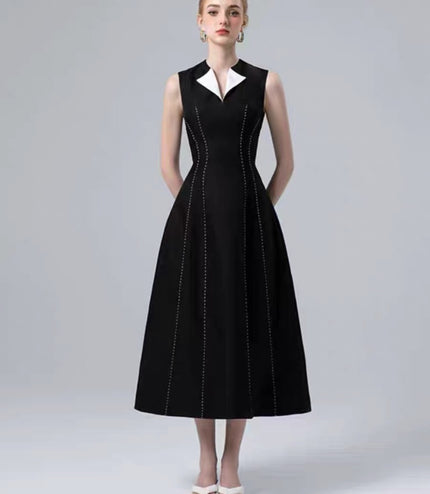 Sleeless Contrast Crepe Maxi - Black