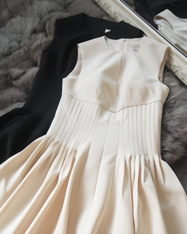 Elegant Sleeveless Crepe Maxi Dress - Beig