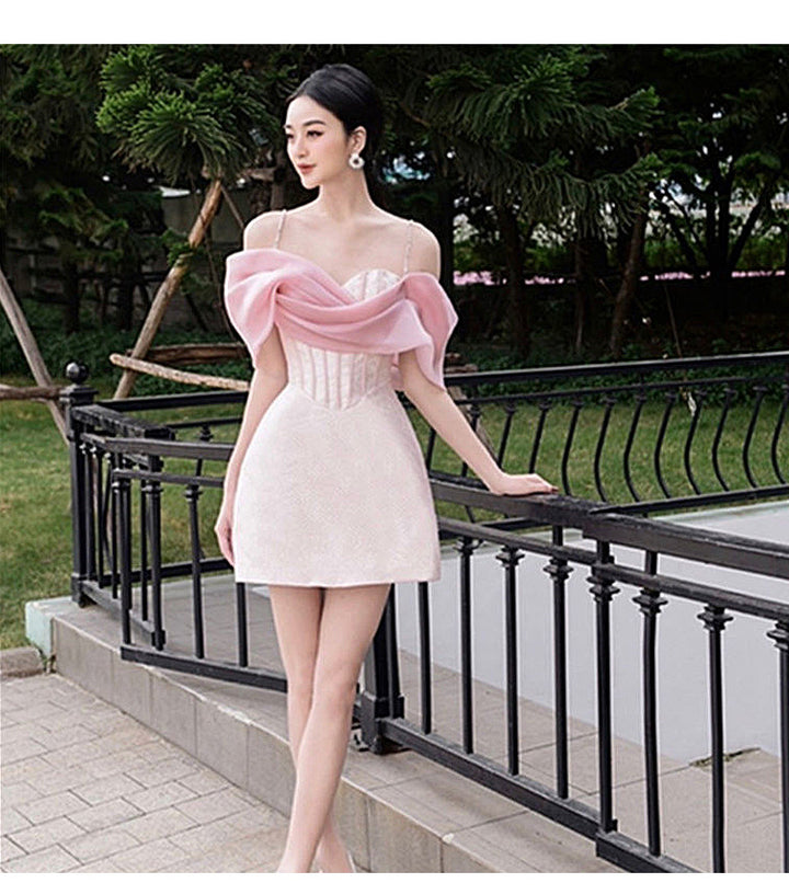 Elegant Pink Sleeveless Bandage Dress for Summer Evenings
