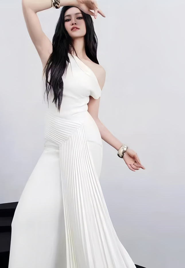 Elegant Long Sleeve Pleated Dress