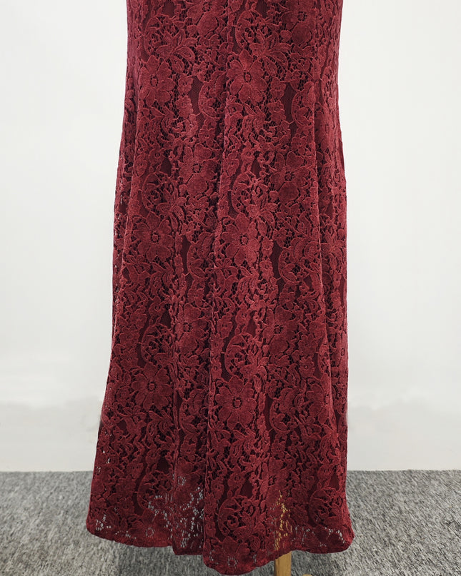 Deep V-neck Lace Maxi Dress - Deep Red