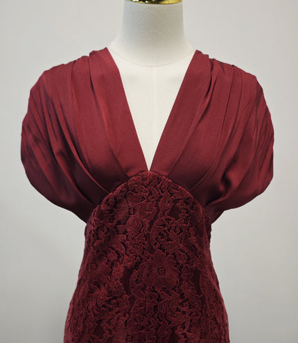 Deep V-neck Lace Maxi Dress - Deep Red